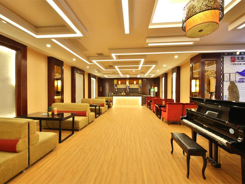 Vienna International Hotel Zhangjiajie Tianmen Mountain Exterior photo